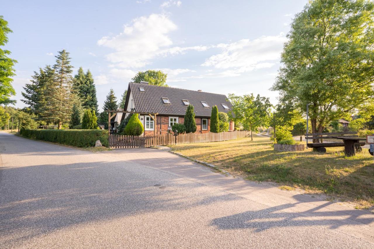 Ferienwohnung Schmidt In Altglobsow Grosswoltersdorf Bagian luar foto