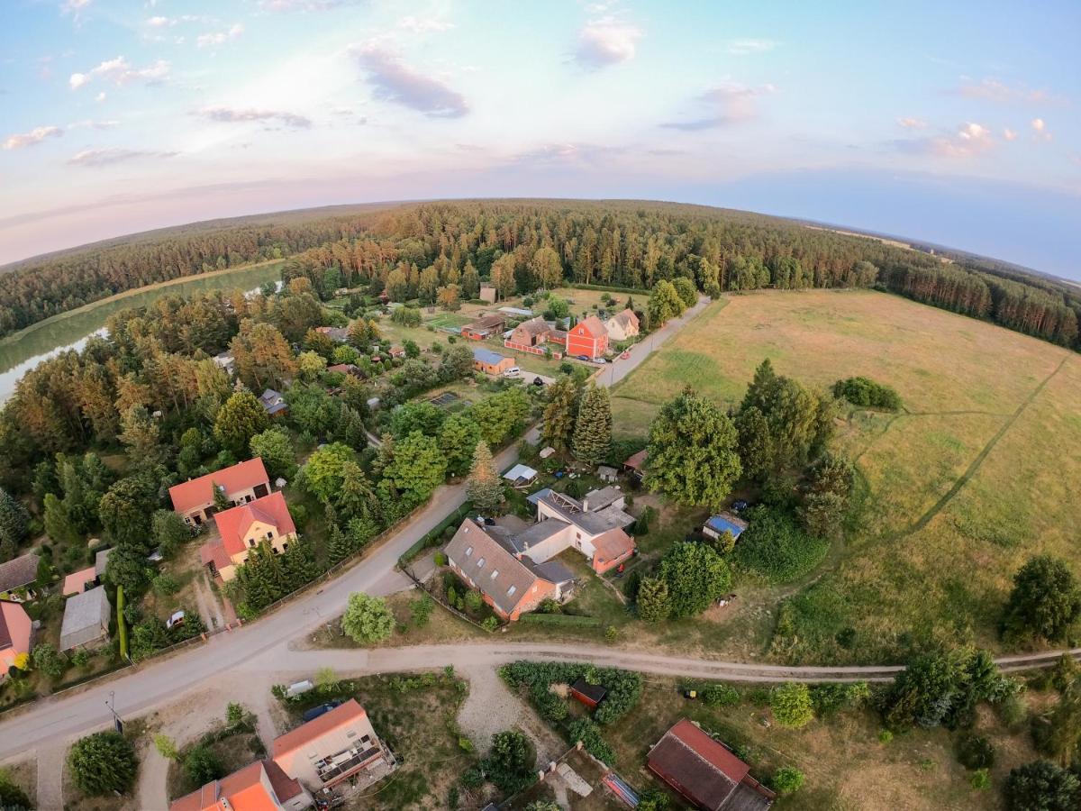 Ferienwohnung Schmidt In Altglobsow Grosswoltersdorf Bagian luar foto